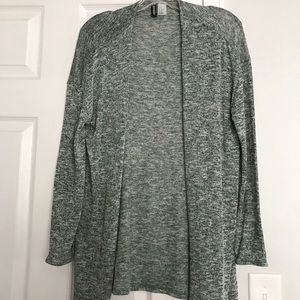 Great condition cardigan!
